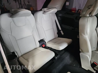 2025 Volvo XC90 Plug-In Hybrid Ultra 6-Passenger – miniatura 14
