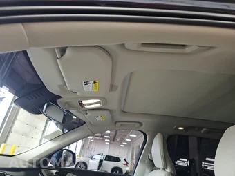 2025 Volvo XC90 Plug-In Hybrid Ultra 6-Passenger – miniatura 21