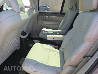 2025 Volvo XC90 Plug-In Hybrid Ultra 6-Passenger - miniatura 13