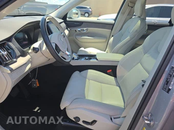 2025 Volvo XC90 Plug-In Hybrid Ultra 6-Passenger - miniatura 7