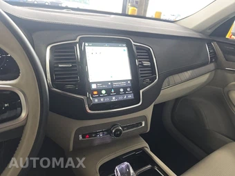 2025 Volvo XC90 Plug-In Hybrid Ultra 7-Passenger - miniatura 11