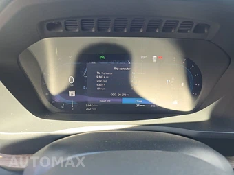 2025 Volvo XC90 Plus 6-Passenger – miniatura 12