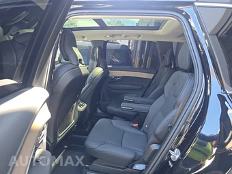 2025 Volvo XC90 Plus 6-Passenger – miniatura 13