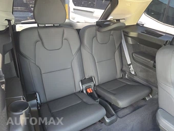 2025 Volvo XC90 Plus 6-Passenger – miniatura 14