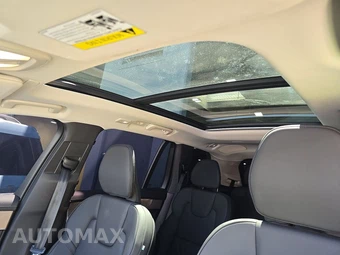 2025 Volvo XC90 Plus 6-Passenger – miniatura 21