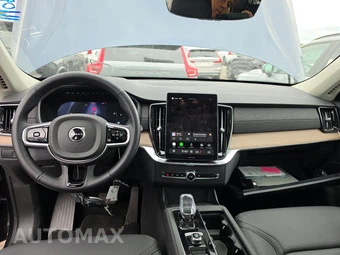 2025 Volvo XC90 Plus 7-Passenger - miniatura 11