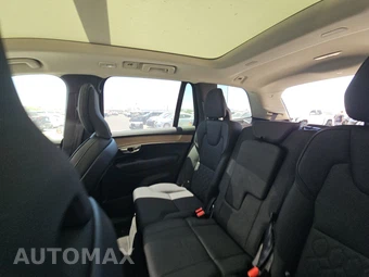 2025 Volvo XC90 Plus 7-Passenger – miniatura 13
