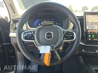 2025 Volvo XC90 Plus 7-Passenger – miniatura 10