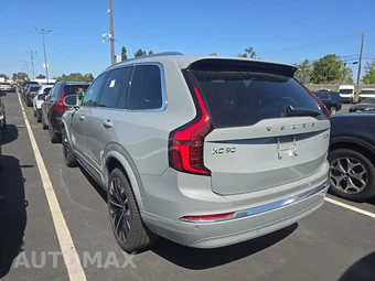 2025 Volvo XC90 Plus 7-Passenger - miniatura 6