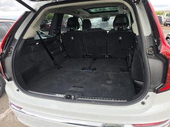 2025 Volvo XC90 Plus 7-Passenger - miniatura 16
