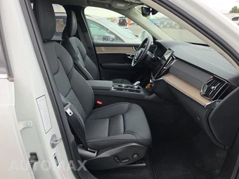 2025 Volvo XC90 Plus 7-Passenger - miniatura 8