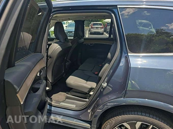 2025 Volvo XC90 Plus 7-Passenger – miniatura 10