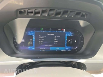 2025 Volvo XC90 Plus 7-Passenger – miniatura 6