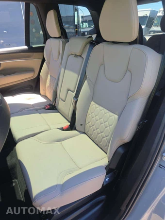 2025 Volvo XC90 Plus 7-Passenger – miniatura 12