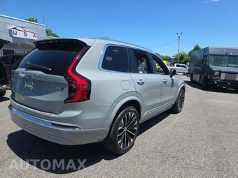 2025 Volvo XC90 Plus 7-Passenger – miniatura 3