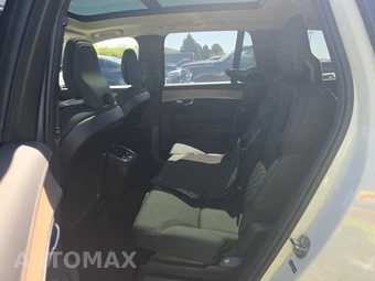 2025 Volvo XC90 Plus 7-Passenger - miniatura 13
