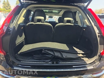 2025 Volvo XC90 Plus 7-Passenger – miniatura 17