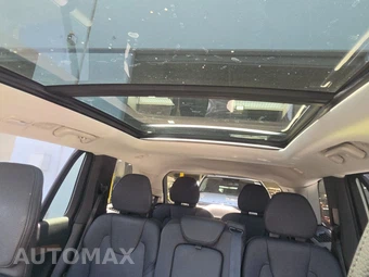 2025 Volvo XC90 Plus 7-Passenger – miniatura 27