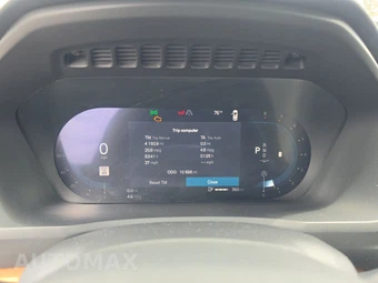 2025 Volvo XC90 Plus 7-Passenger – miniatura 12