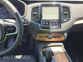 2025 Volvo XC90 Plus 7-Passenger – miniatura 11
