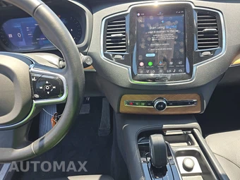 2025 Volvo XC90 Plus 7-Passenger – miniatura 11