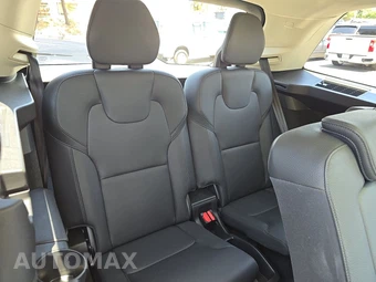 2025 Volvo XC90 Plus 7-Passenger – miniatura 14