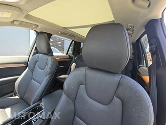 2025 Volvo XC90 Plus 7-Passenger – miniatura 21