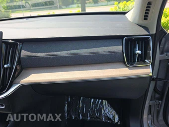 2025 Volvo XC90 Plus 7-Passenger – miniatura 20