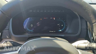 2025 Volvo XC90 Plus 7-Passenger – miniatura 19