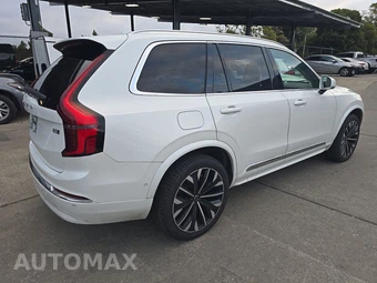 2025 Volvo XC90 Plus 7-Passenger – miniatura 4