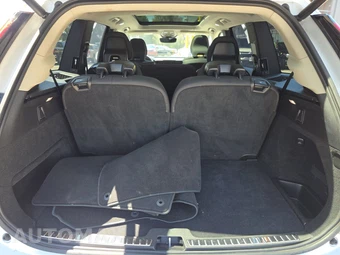 2025 Volvo XC90 Plus 7-Passenger - miniatura 17