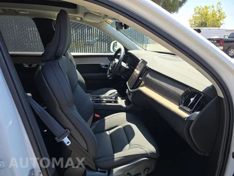 2025 Volvo XC90 Plus 7-Passenger - miniatura 8