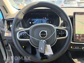 2025 Volvo XC90 Plus 7-Passenger - miniatura 10