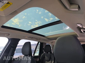 2025 Volvo XC90 Plus 7-Passenger - miniatura 17