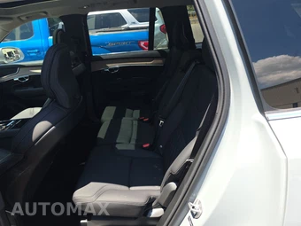 2025 Volvo XC90 Plus 7-Passenger – miniatura 13