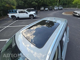 2025 Volvo XC90 Plus 7-Passenger – miniatura 9