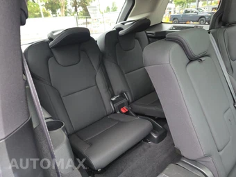 2025 Volvo XC90 Plus Bright Theme w/7-Passenger Seating - miniatura 14