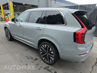 2025 Volvo XC90 Plus Bright Theme w/7-Passenger Seating - miniatura 6