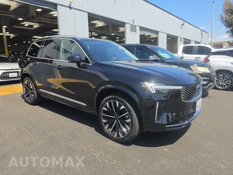 2025 Volvo XC90 Ultra 6-Passenger - miniatura 3