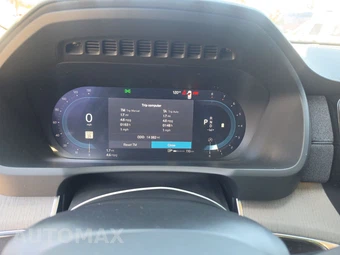2025 Volvo XC90 Ultra 7-Passenger – miniatura 12