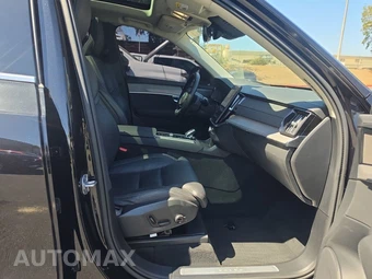 2025 Volvo XC90 Ultra 7-Passenger – miniatura 8
