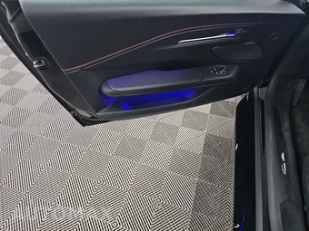 2026 Aston Martin Vantage S Coupe - miniatura 9