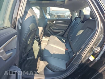 2026 Audi A6 Premium Plus Sedan – miniatura 13
