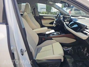 2026 Audi A6 Premium Plus Sedan – miniatura 8