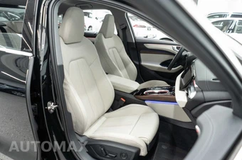 2026 Audi A6 Prestige Sedan - miniatura 11