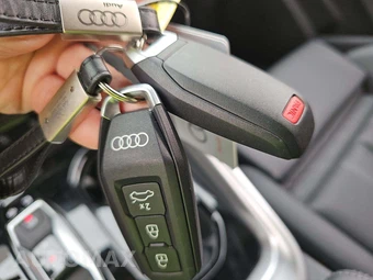 2026 Audi Q5 Premium Plus 2.0 TFSI - miniatura 8