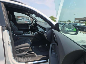 2026 Audi Q8 Premium Plus 55 TFSI - miniatura 15