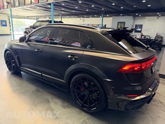 2026 Audi RS Q8 performance - miniatura 10