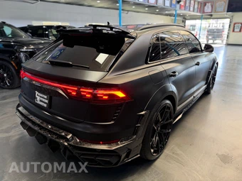 2026 Audi RS Q8 performance - miniatura 7