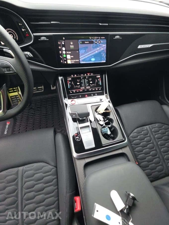 2026 Audi RS Q8 performance – miniatura 10